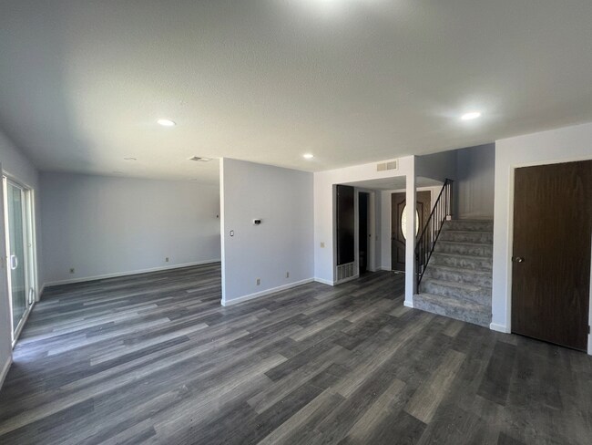Building Photo - Welcome to 5322 Carryback!