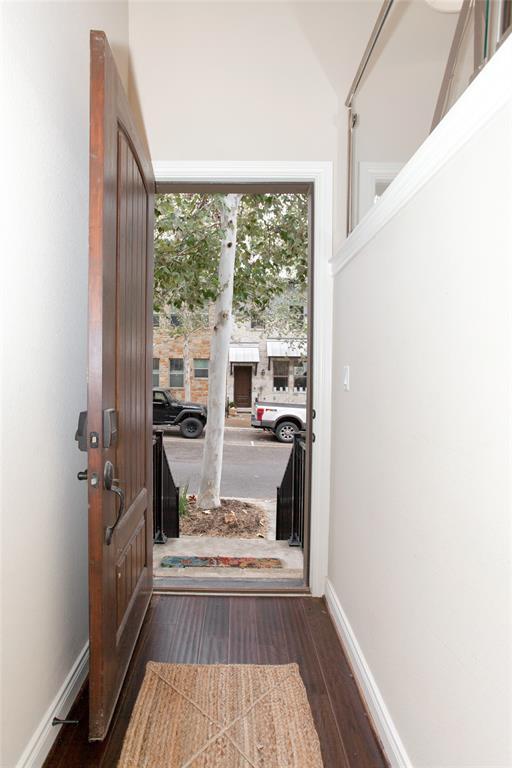 Building Photo - 224 Adams St