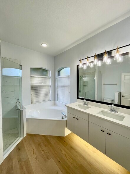 Building Photo - 7409 Linden Ln