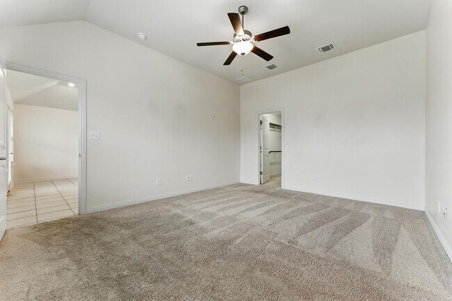 Building Photo - 237 Red Granite Dr