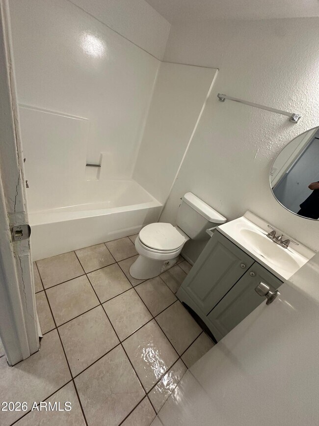 Building Photo - 2808 N 43rd Ave