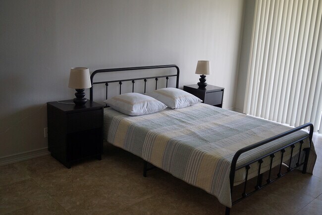 Building Photo - 801 Three Islands Blvd