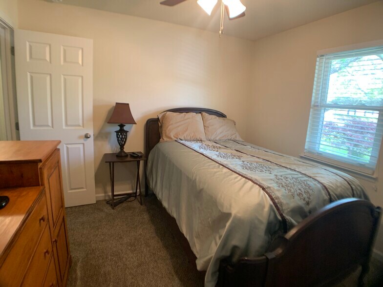 Guest Bedroom #1 - 205 Evergreen Dr