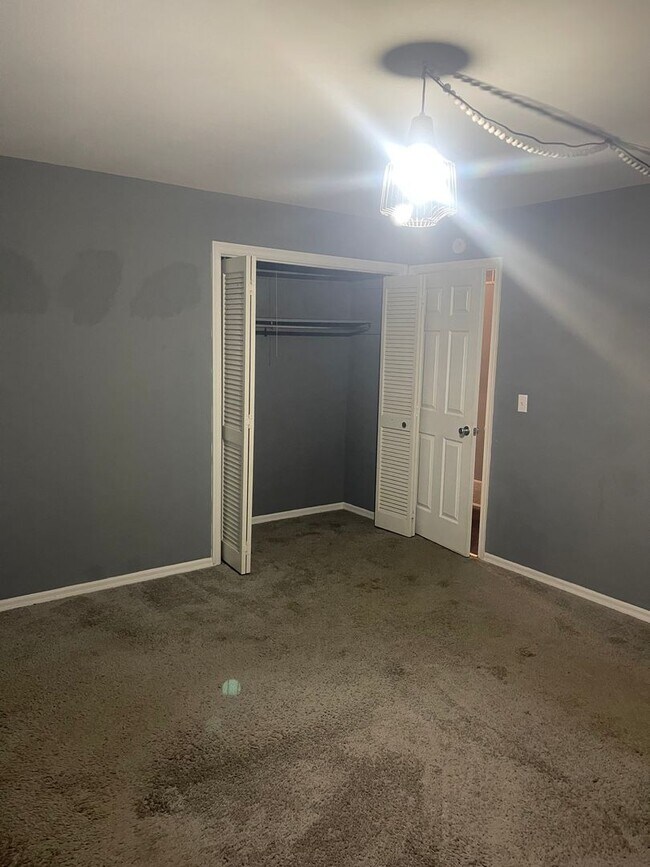 Building Photo - COMING SOON! Beautiful 4 Bedroom Home in M...