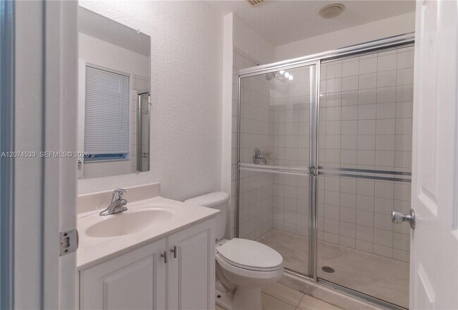 Building Photo - 6061 SW 19th Ct