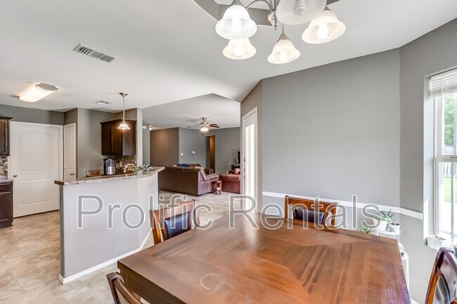 Building Photo - 5102 Screaming Eagle Cir