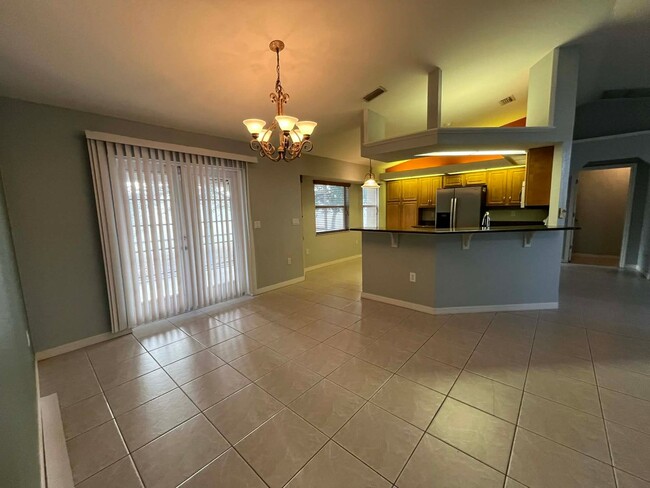 Building Photo - 25381 Deep Creek Blvd