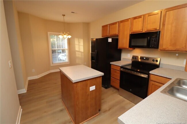 Building Photo - 2637 Broad Oaks Pl