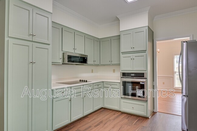 Building Photo - 4401 Pierwood Way