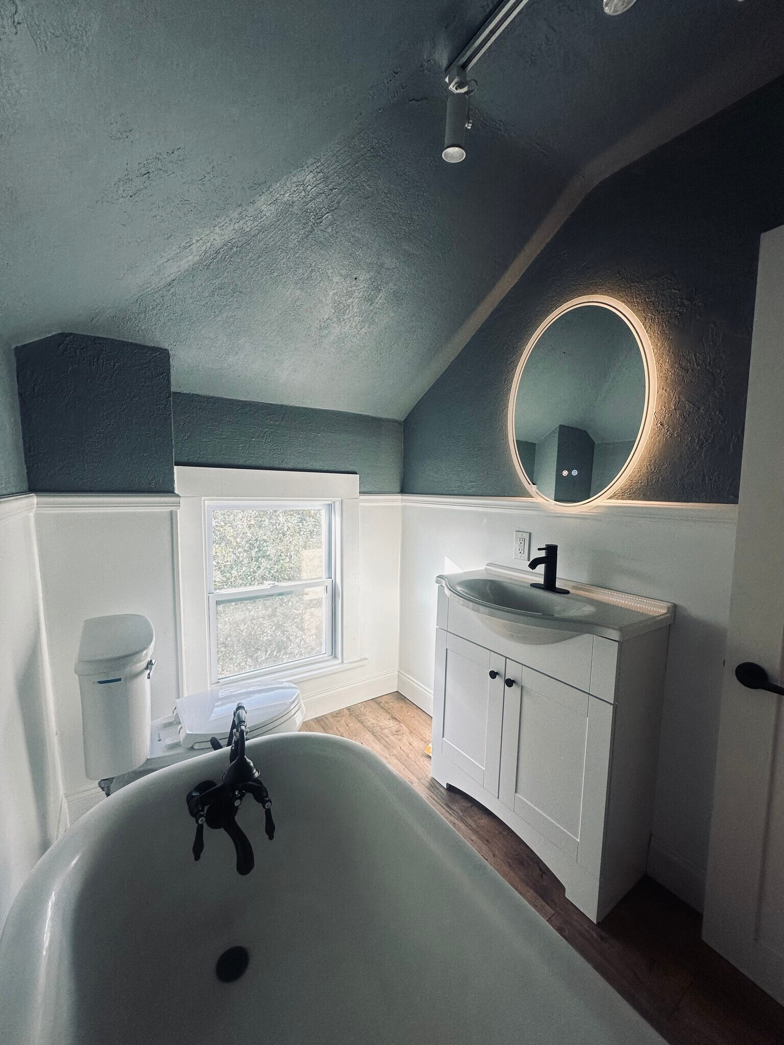 Building Photo - 121 S 34th St