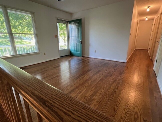 Building Photo - Single Family Home for Rent