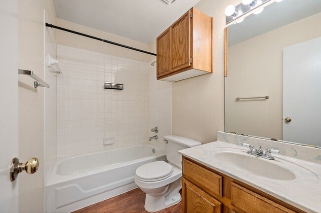 Building Photo - 961 Indian Blanket Dr