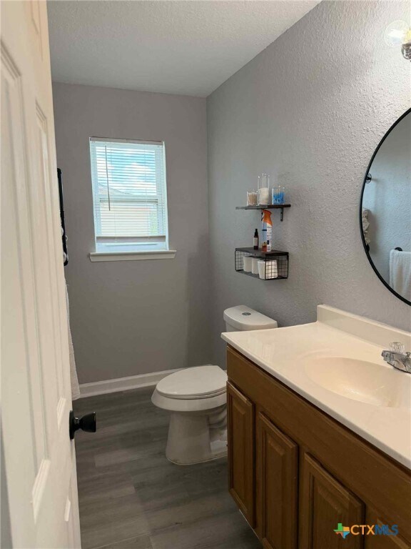 Building Photo - 7255 Woodlake Cir