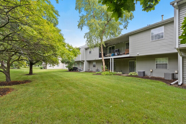 Building Photo - 56 N Victoria Ln
