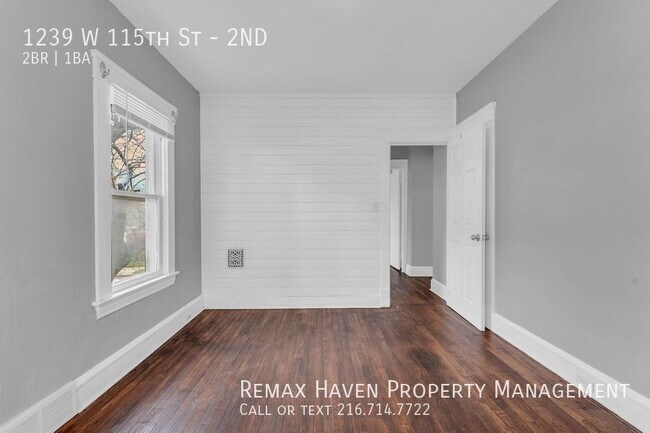 Building Photo - 1239 W 115th St