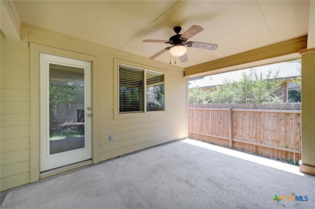 Building Photo - 2500 Highland Haven Dr