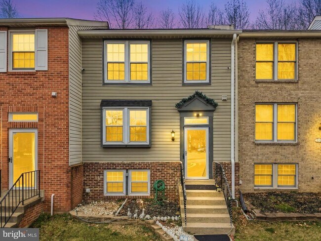 Building Photo - 104 Barksdale Pl