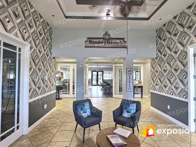 Building Photo - New Rental Available in Stoneybrook at Venice!