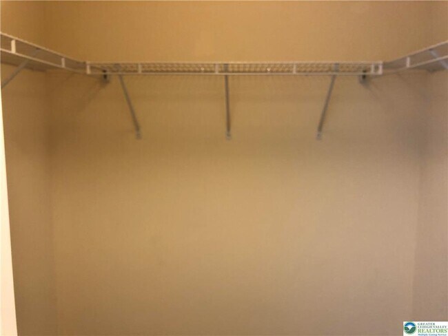 Building Photo - 6137 Valley Forge Dr