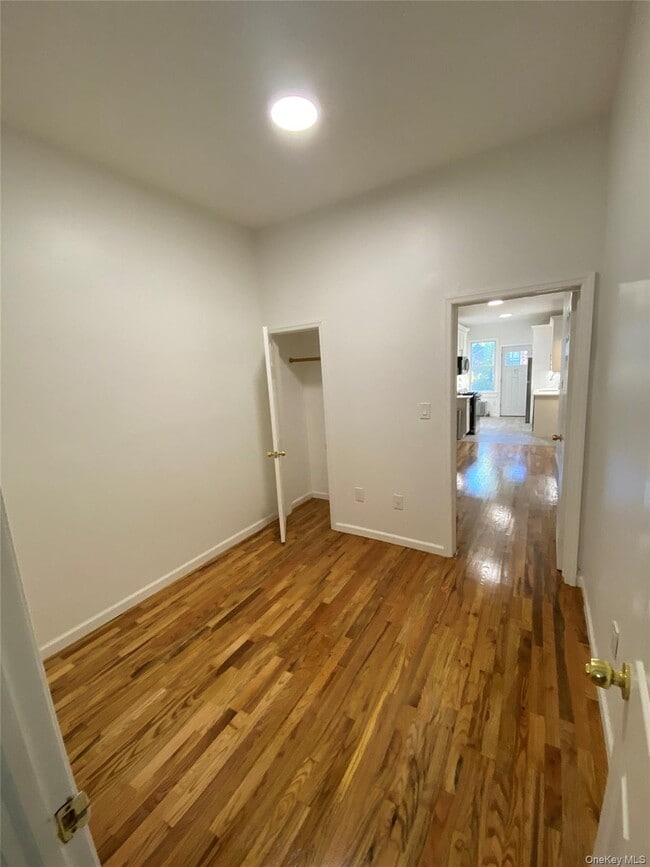 Building Photo - 57-09 Catalpa Ave