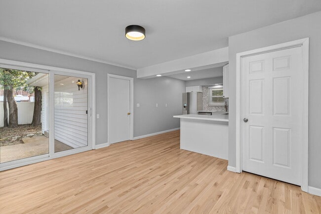 Building Photo - 303 Danworth Ct