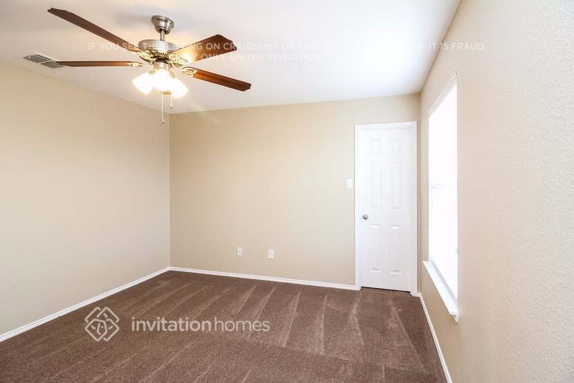 Building Photo - 1141 Mourning Dove Dr