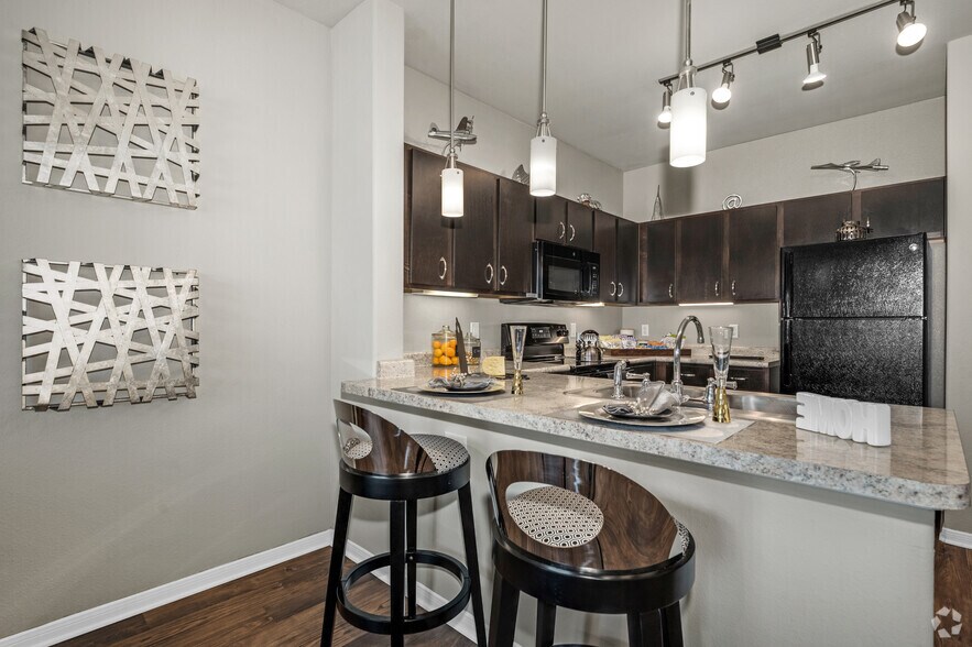 Gateway Cedars Apartments 1100 N Gateway Blvd N Forney TX 75126