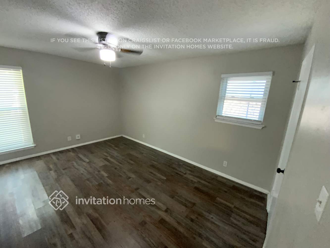 Building Photo - 2805 Ladona Dr