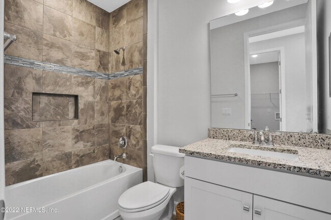 Building Photo - 351 Millenia Dr