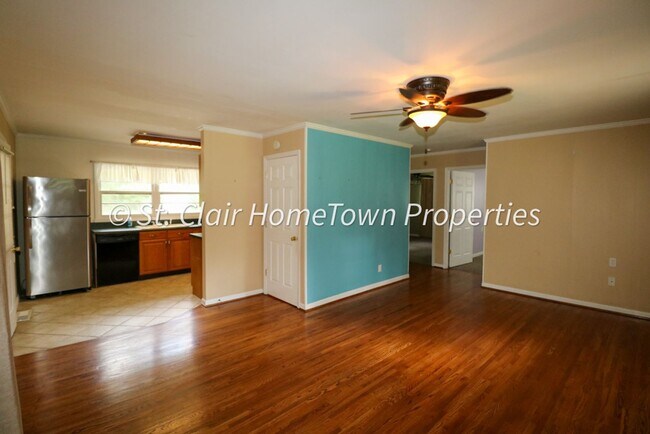 Building Photo - Cozy Home in Odenville
