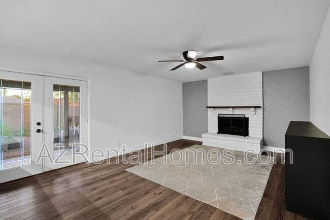 Building Photo - 2454 W Obispo Cir