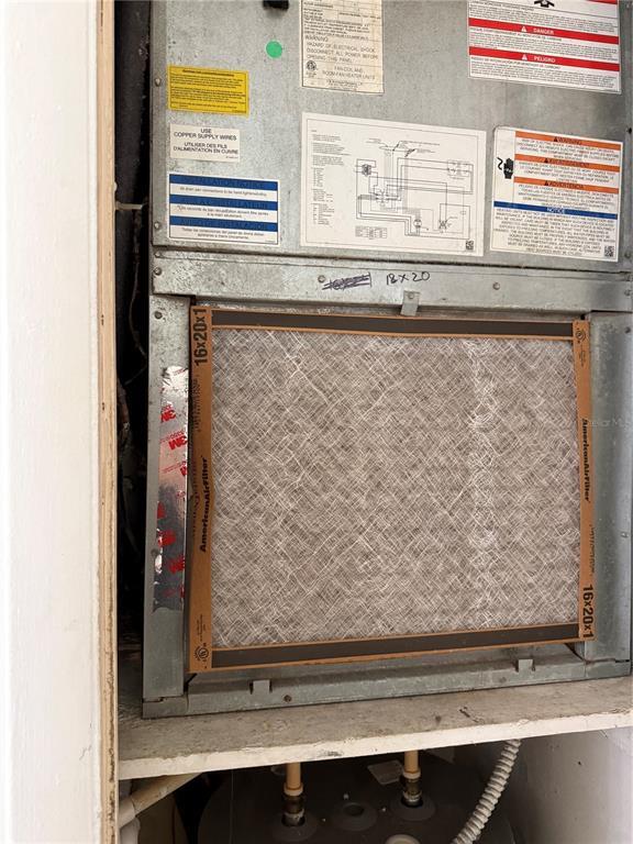 Building Photo - 7210 N Manhattan Ave