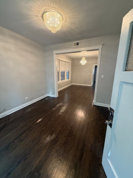 Building Photo - 5534 S Throop St