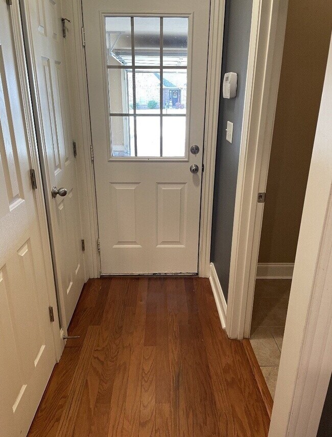 Building Photo - "Charming 3 Bedroom Home with 2 Full Baths in Jonesboro, AR - Don't Miss Out!"