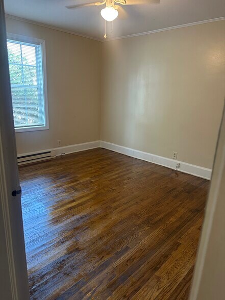 Bedroom - 111 South St