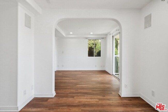 Building Photo - 12010 Texas Ave