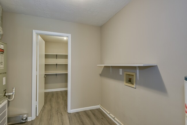 Building Photo - 1674 Goshen Rd