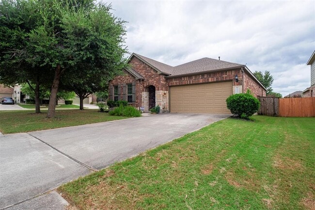 Building Photo - 2955 Angelina Dr