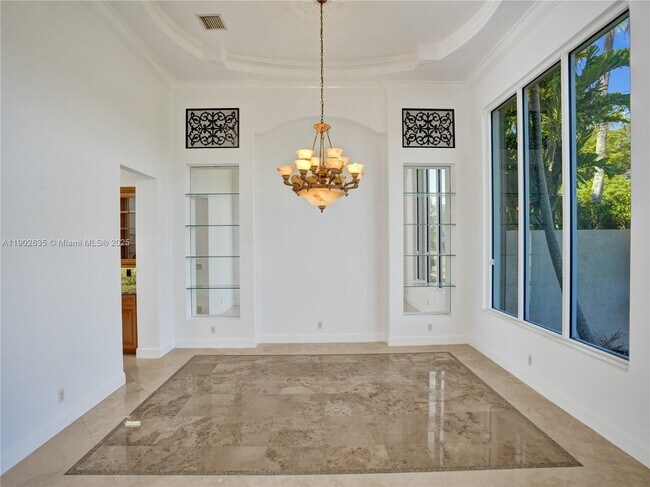 Building Photo - 16291 Bristol Pointe Dr