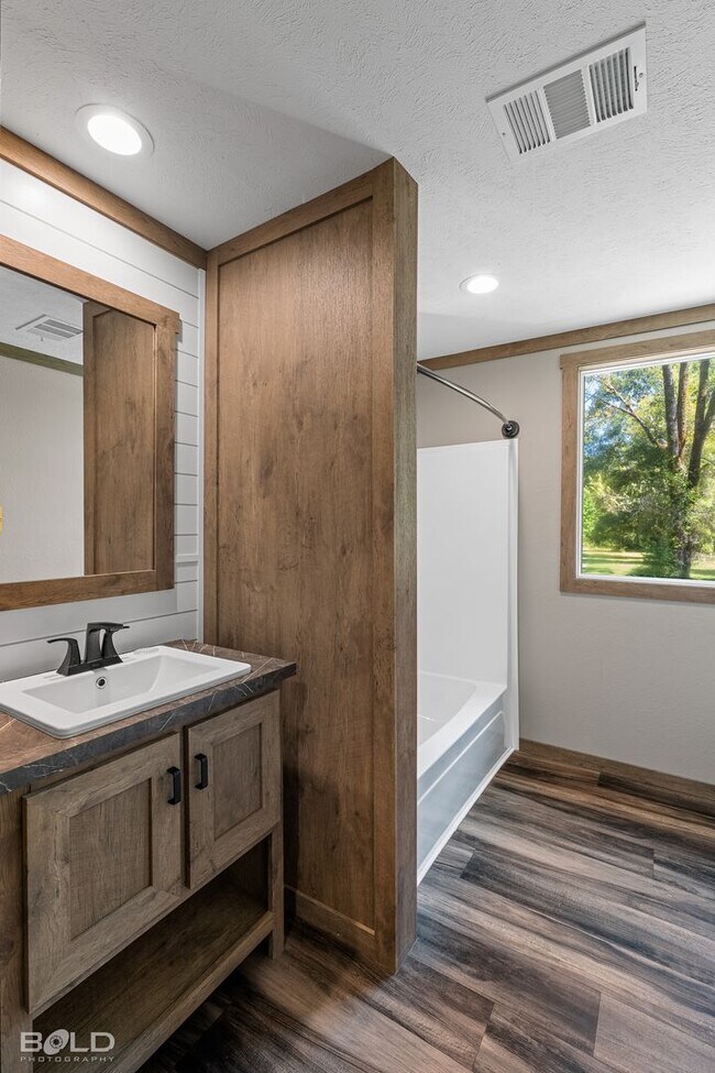 Building Photo - Gorgeous Home For Rent!!