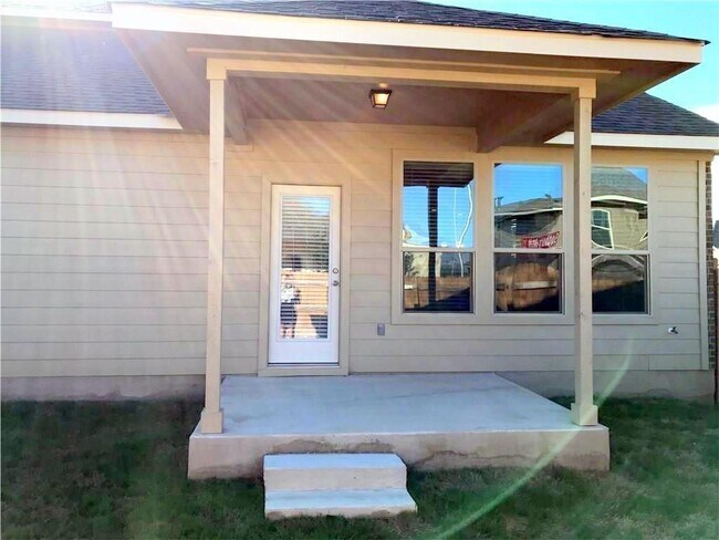 Building Photo - 11000 Bruneau Trail