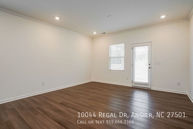 Building Photo - 10044 Regal Dr