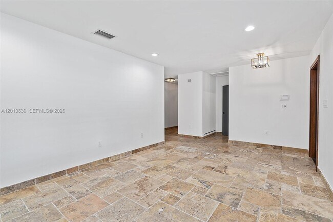 Building Photo - 8745 SW 182nd Terrace