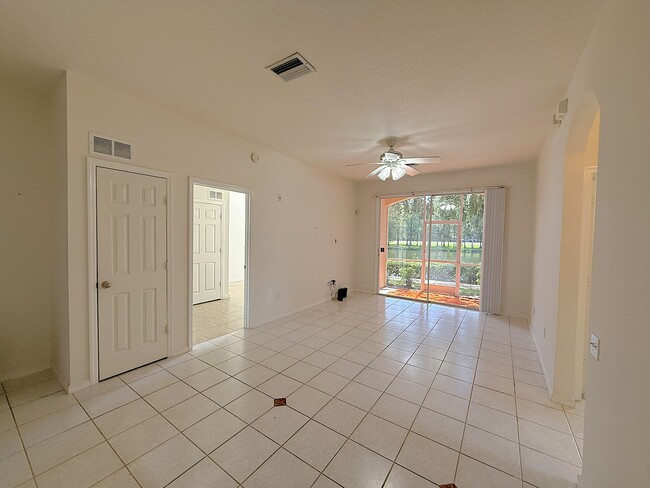 Building Photo - 13584 Turtle Marsh Loop