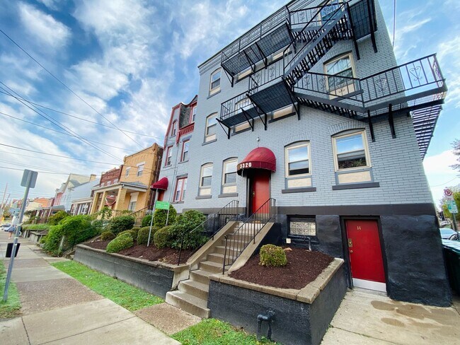 Building Photo - Bright 2BR in Oakland - Close to the University of Pittsburgh! Air Conditioning & On-site Laundry...