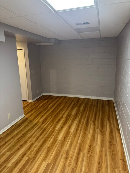 Building Photo - 3821 France Ave S