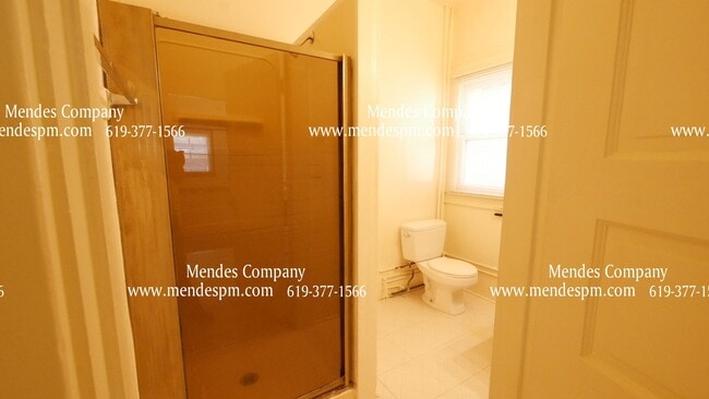 Building Photo - 1556 Second Avenue-7