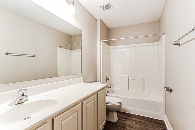 Building Photo - 795 Shellbark St