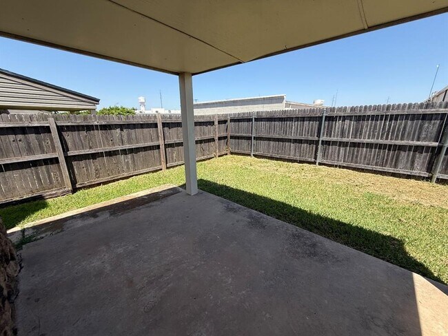 Building Photo - 3507 Wynn Cir