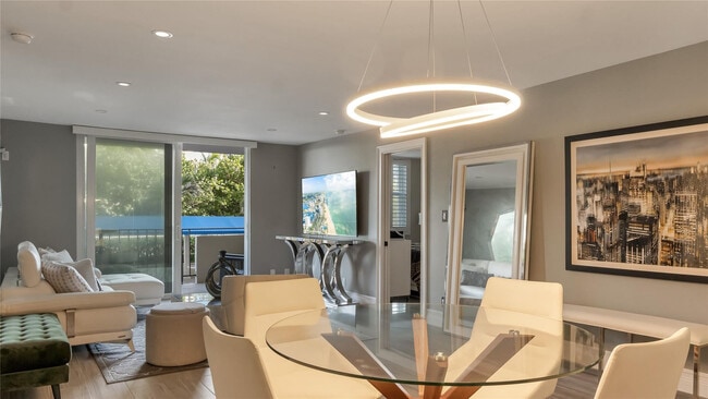 Building Photo - 2000 S Ocean Blvd